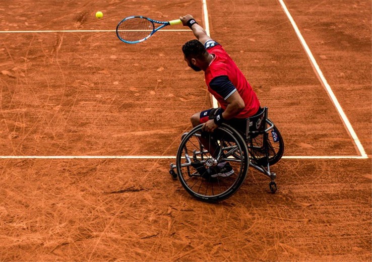 joueur de tennis handicapé